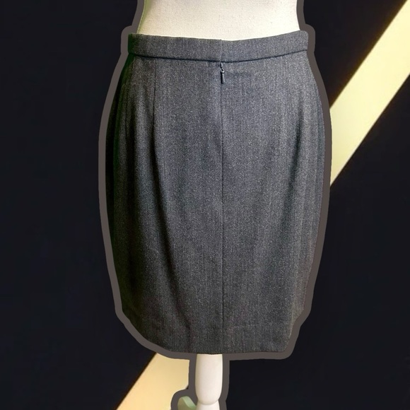 Donna Karan NY Essentials Charcoal Gray Wool Mini-Length Pencil Skirt Size 10 - Picture 7 of 12